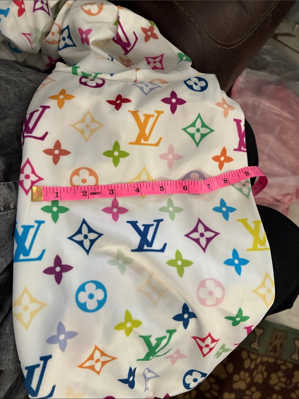 LV style silky pet hoodie
See a picture for sizes says extra large, probably med